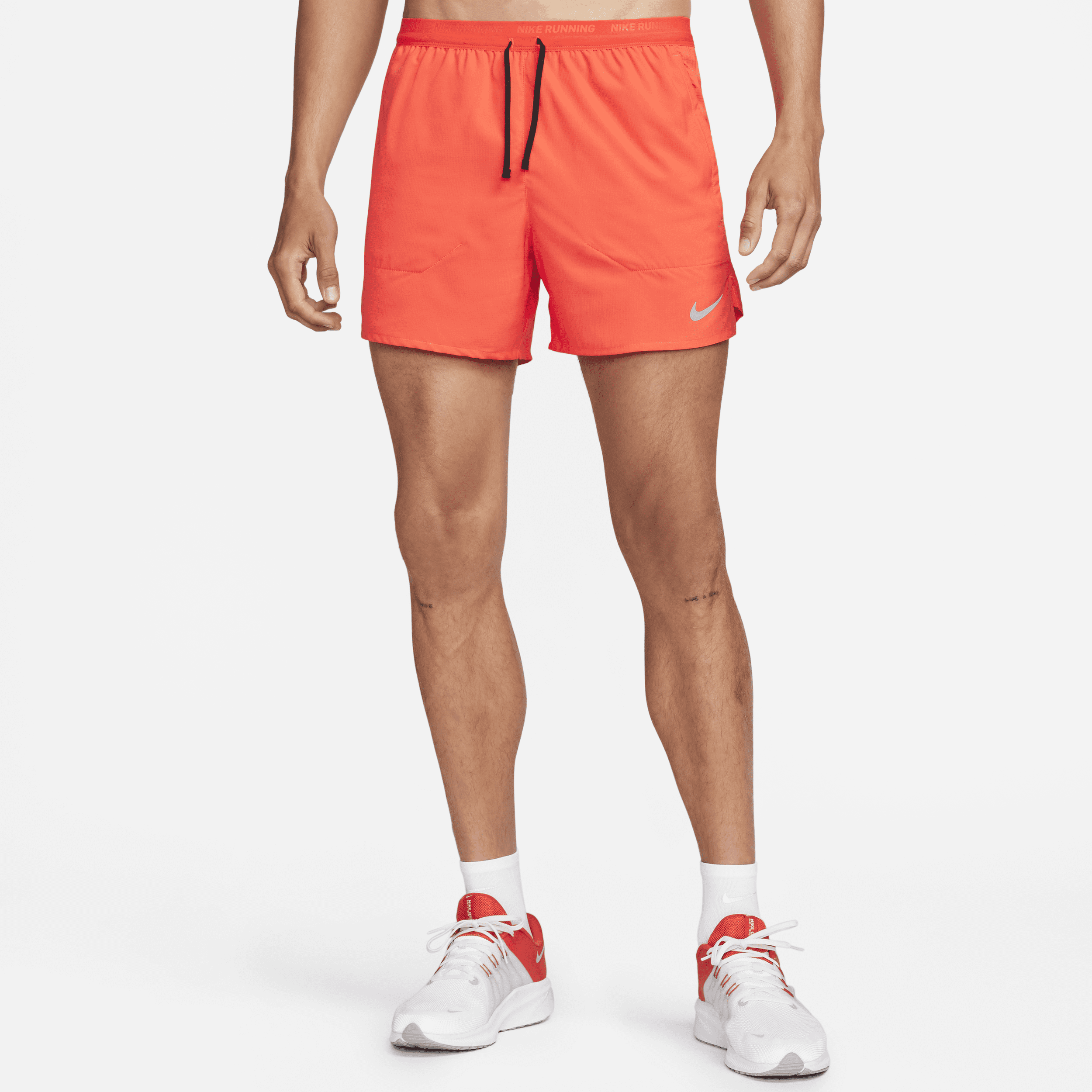Nike Stride Dri-FIT hardloopshorts met binnenbroek voor heren (13 cm) - Rood