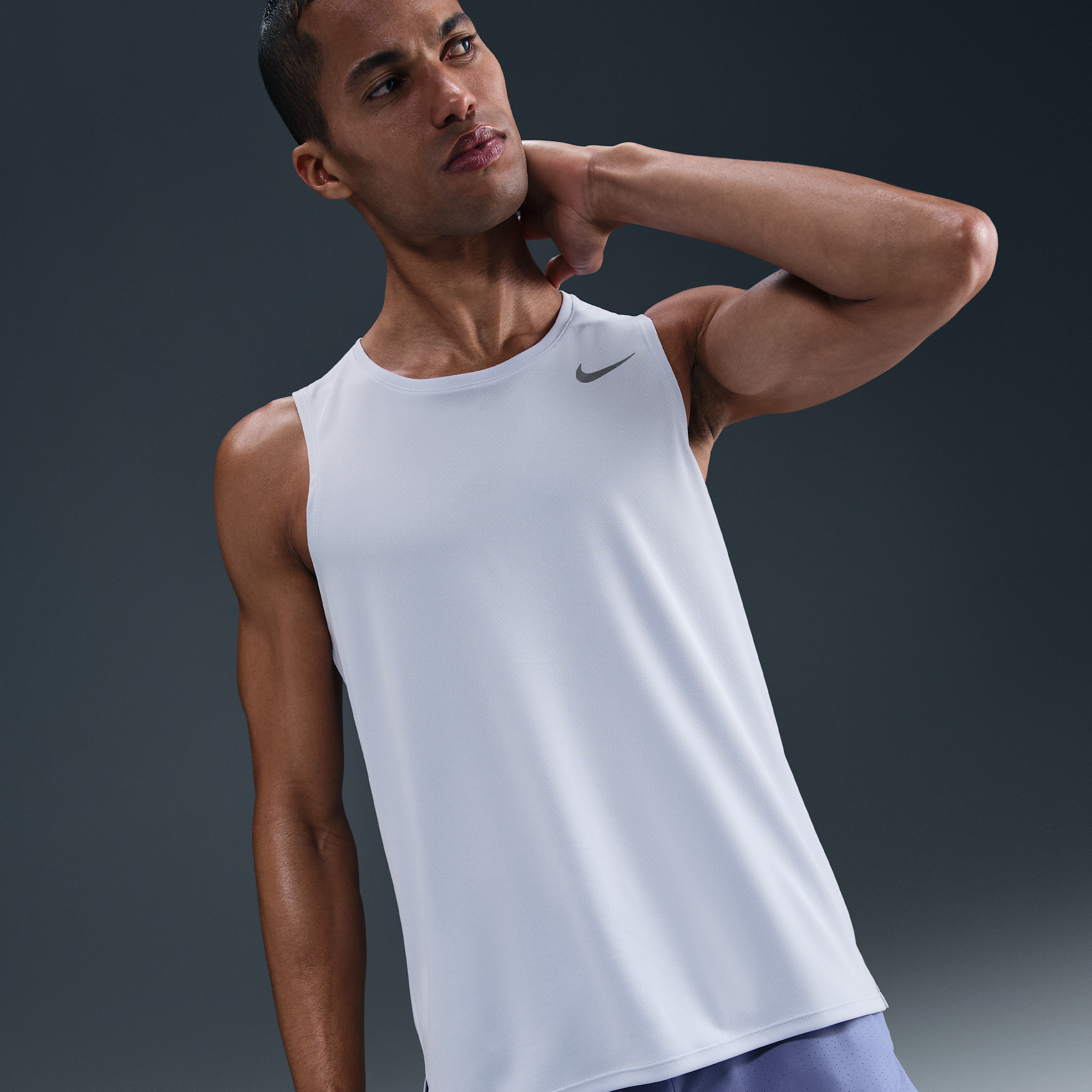Nike Miler hardlooptanktop met Dri-FIT voor heren - Grijs
