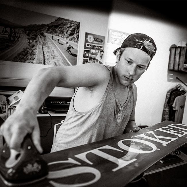 Stoked Boardshop Snowboard Onderhoud Service - Bindings montage & demontage