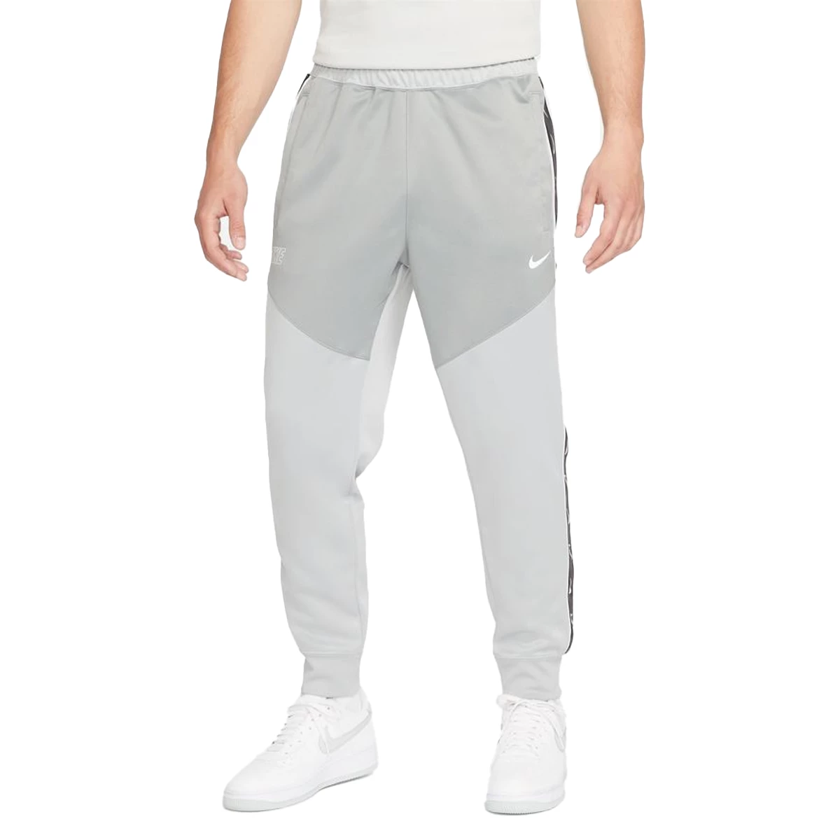Nike Sportswear repeat trainingsbroek