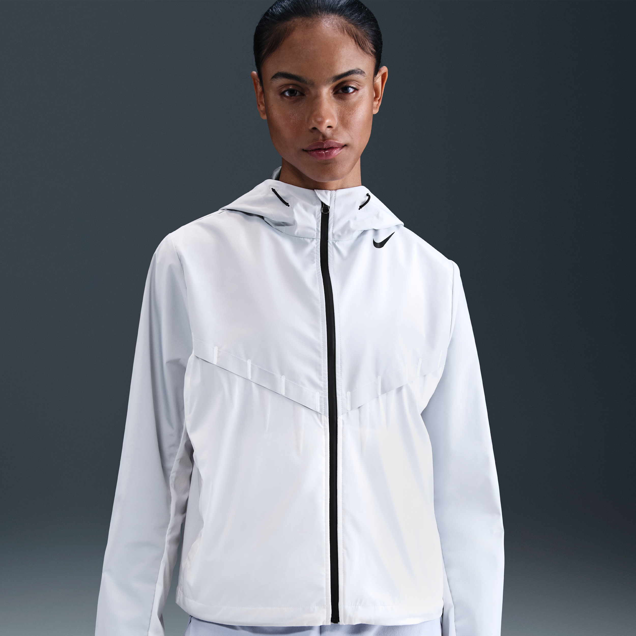 Nike AeroSwift Aerogami Storm-FIT hardloopjack voor dames - Wit