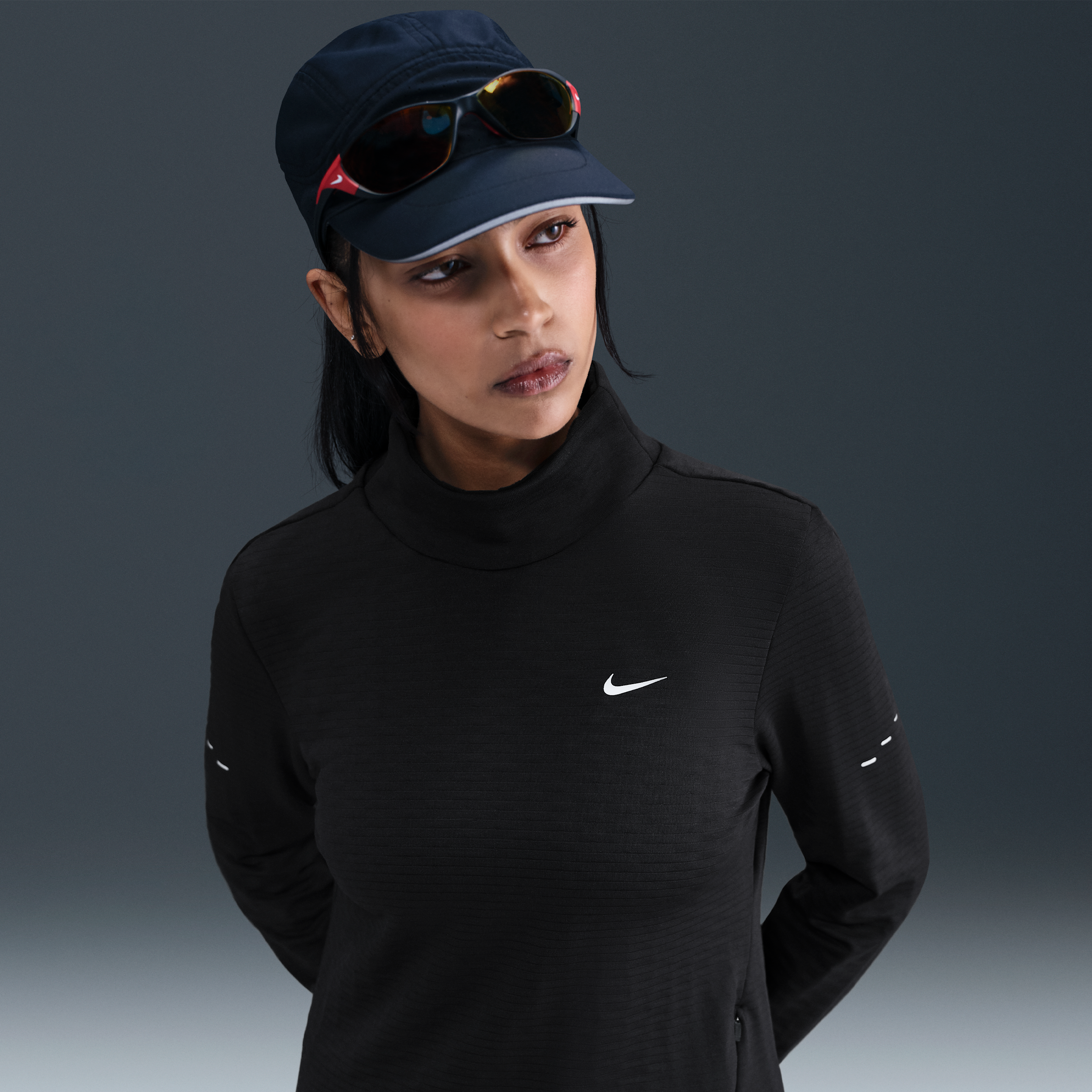 Nike Swift Therma-FIT hardlooptop met colkraag voor dames - Zwart