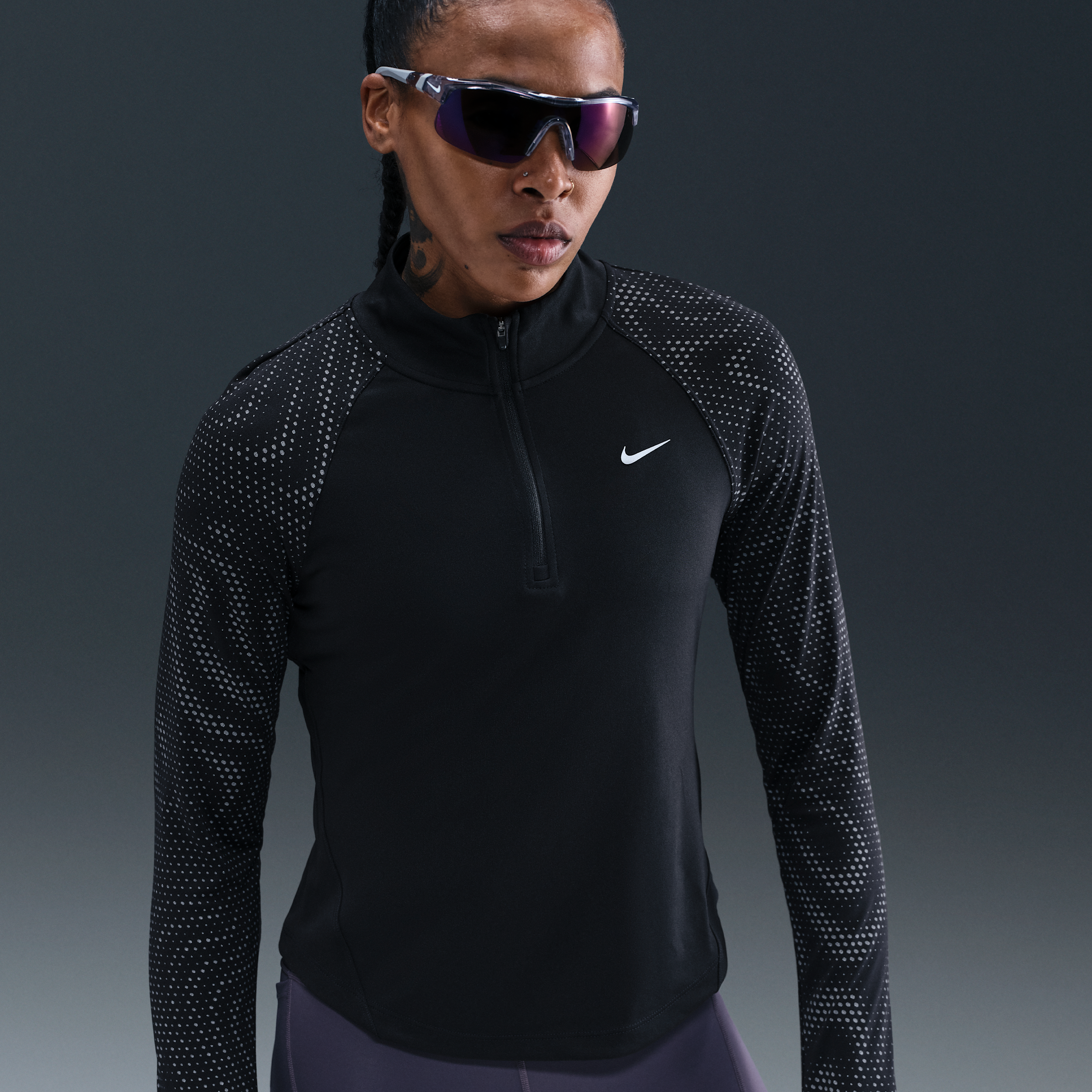 Nike Tempo Flash Dri-FIT hardlooptop met korte rits voor dames - Zwart