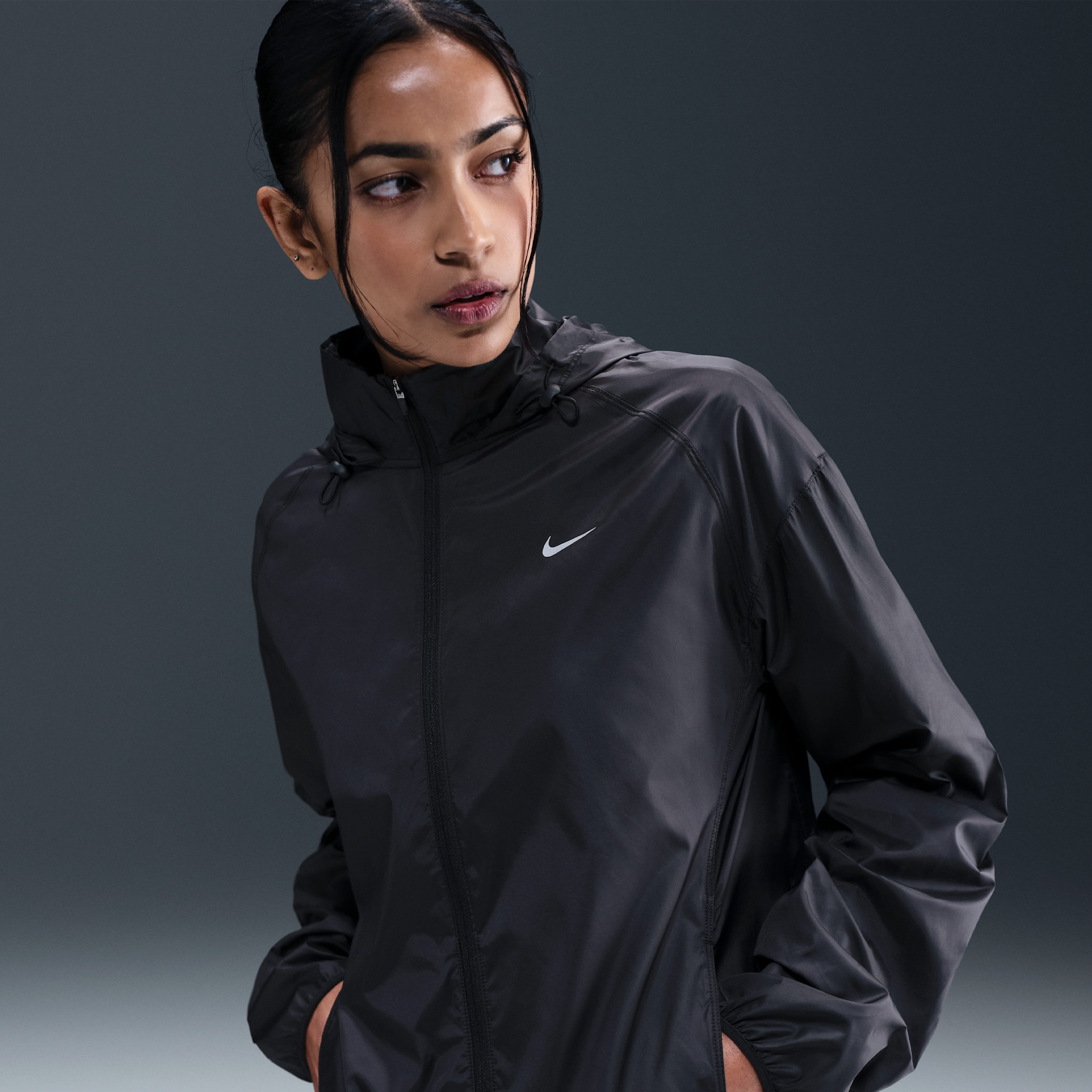 Nike Tempo Repel hardloopjack voor dames - Zwart