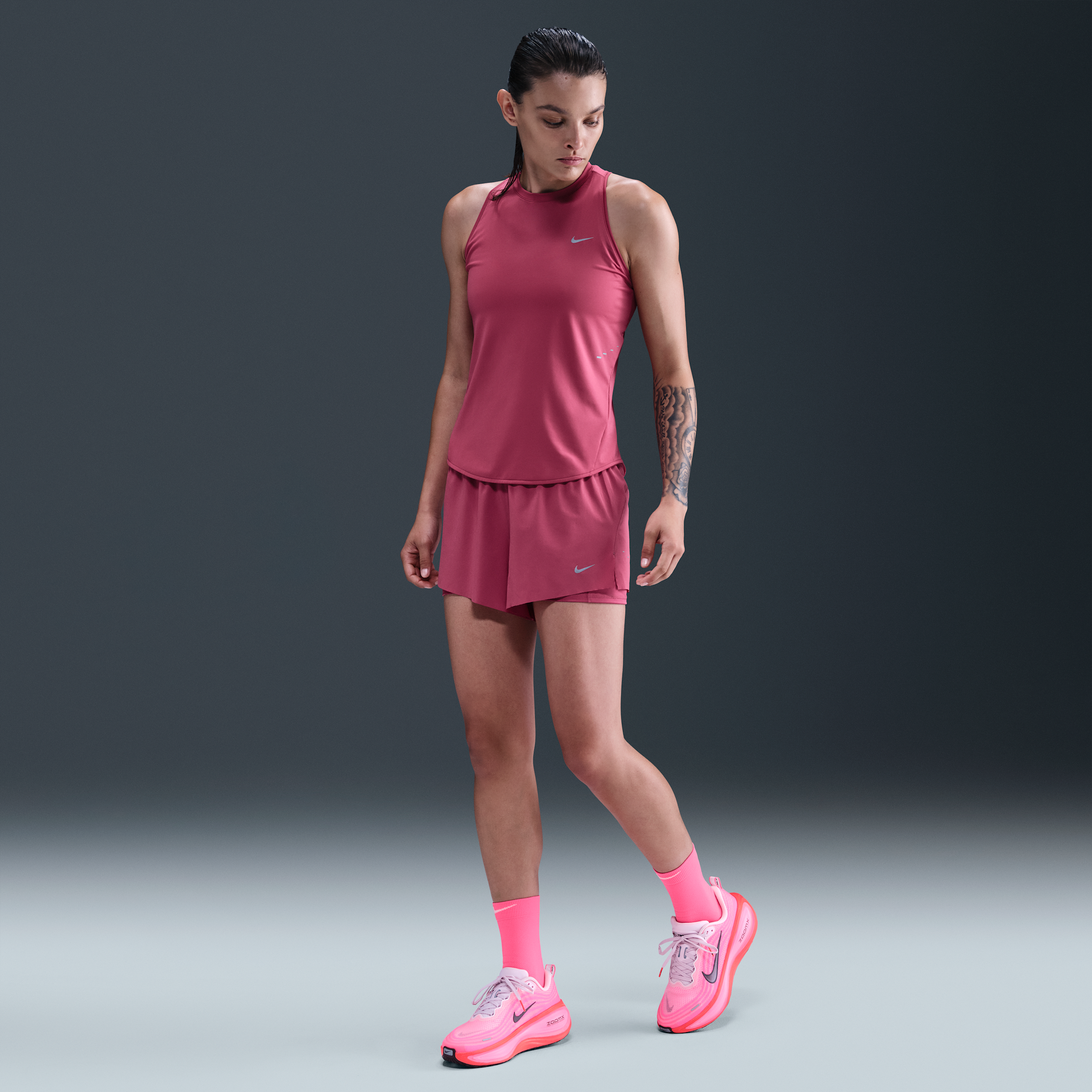 Nike Swift Dri-FIT 2-in-1 hardloopshorts met halfhoge taille voor dames - Paars