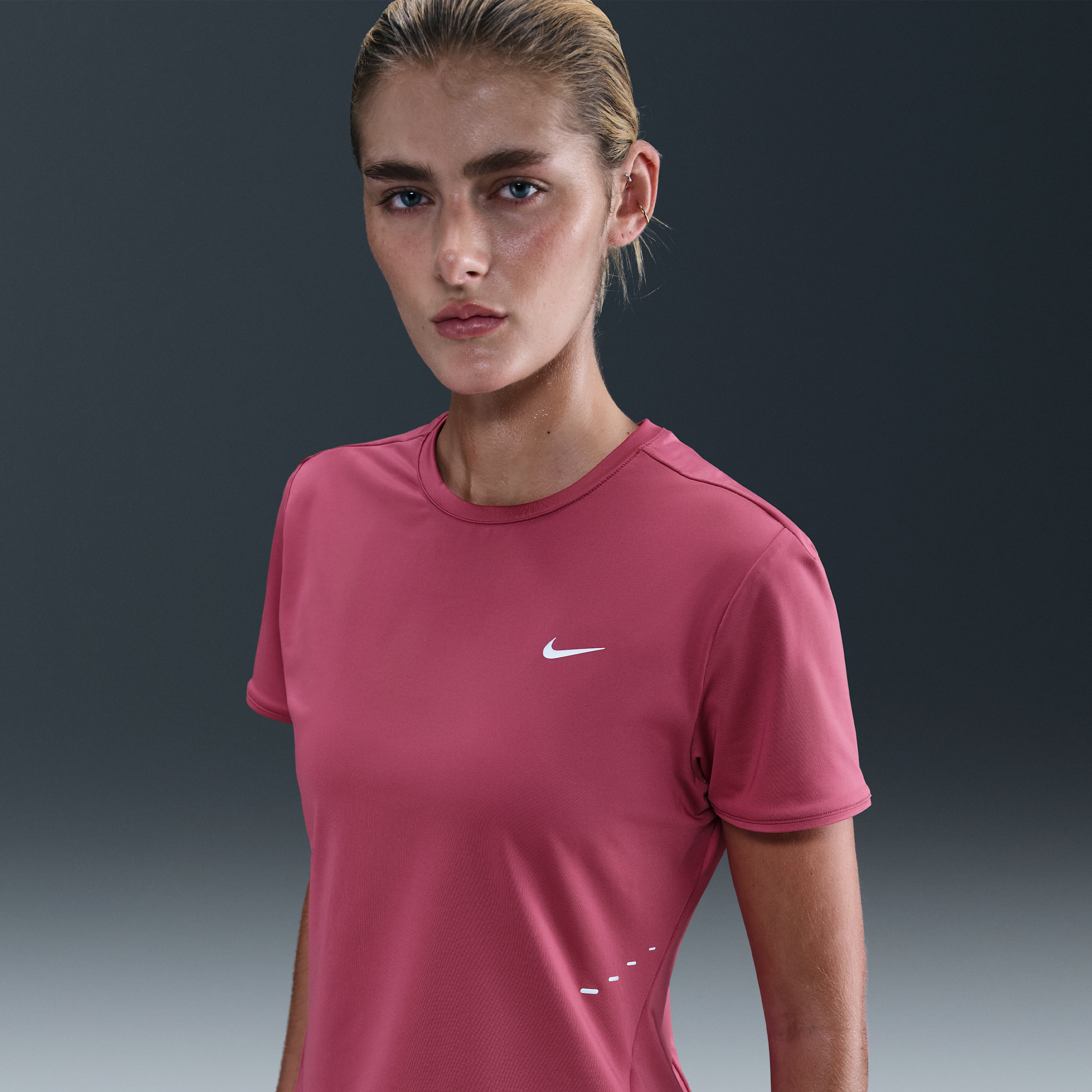 Nike Swift Dri-FIT hardlooptop met korte mouwen voor dames - Paars