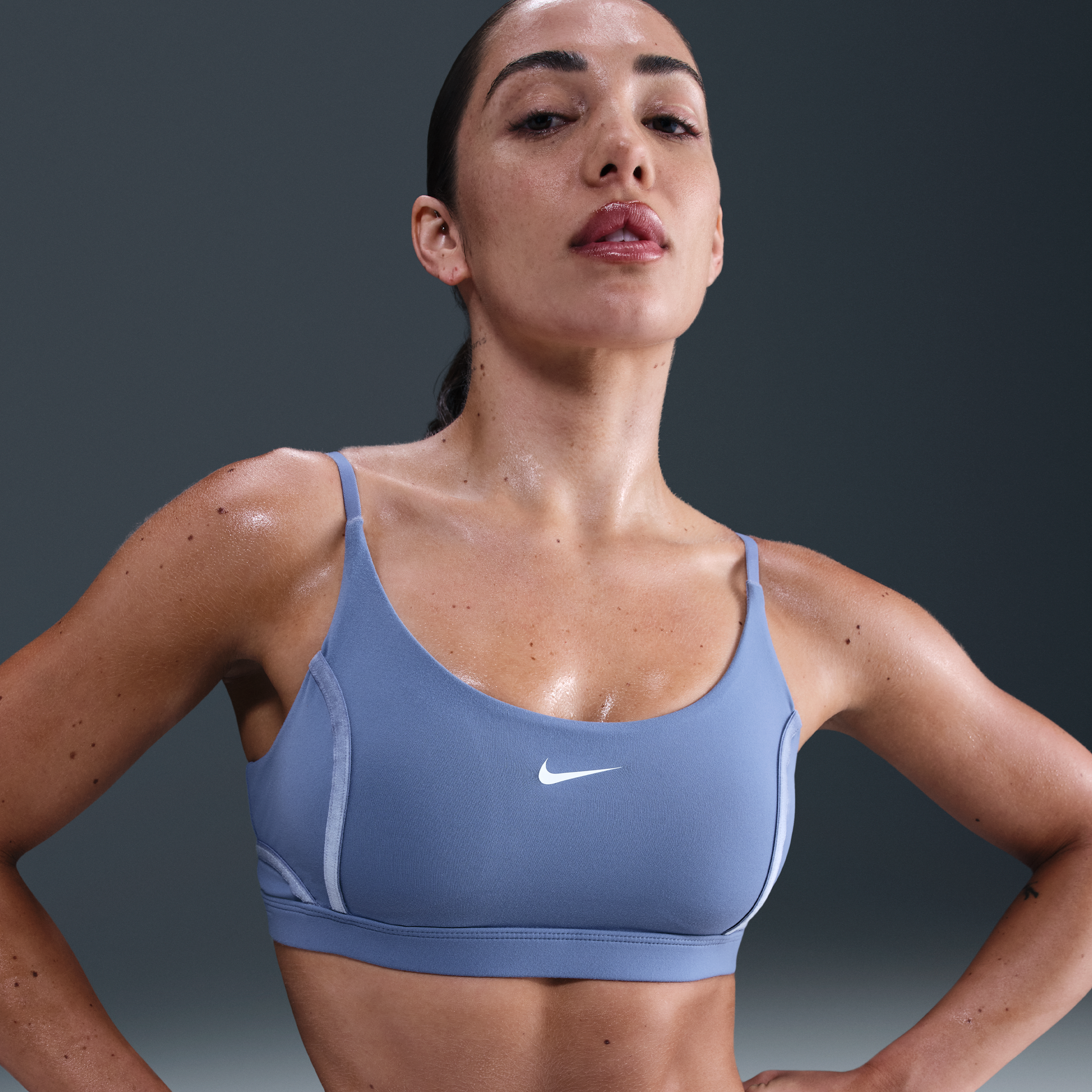 Nike One sport-bh met vulling en lichte ondersteuning - Blauw