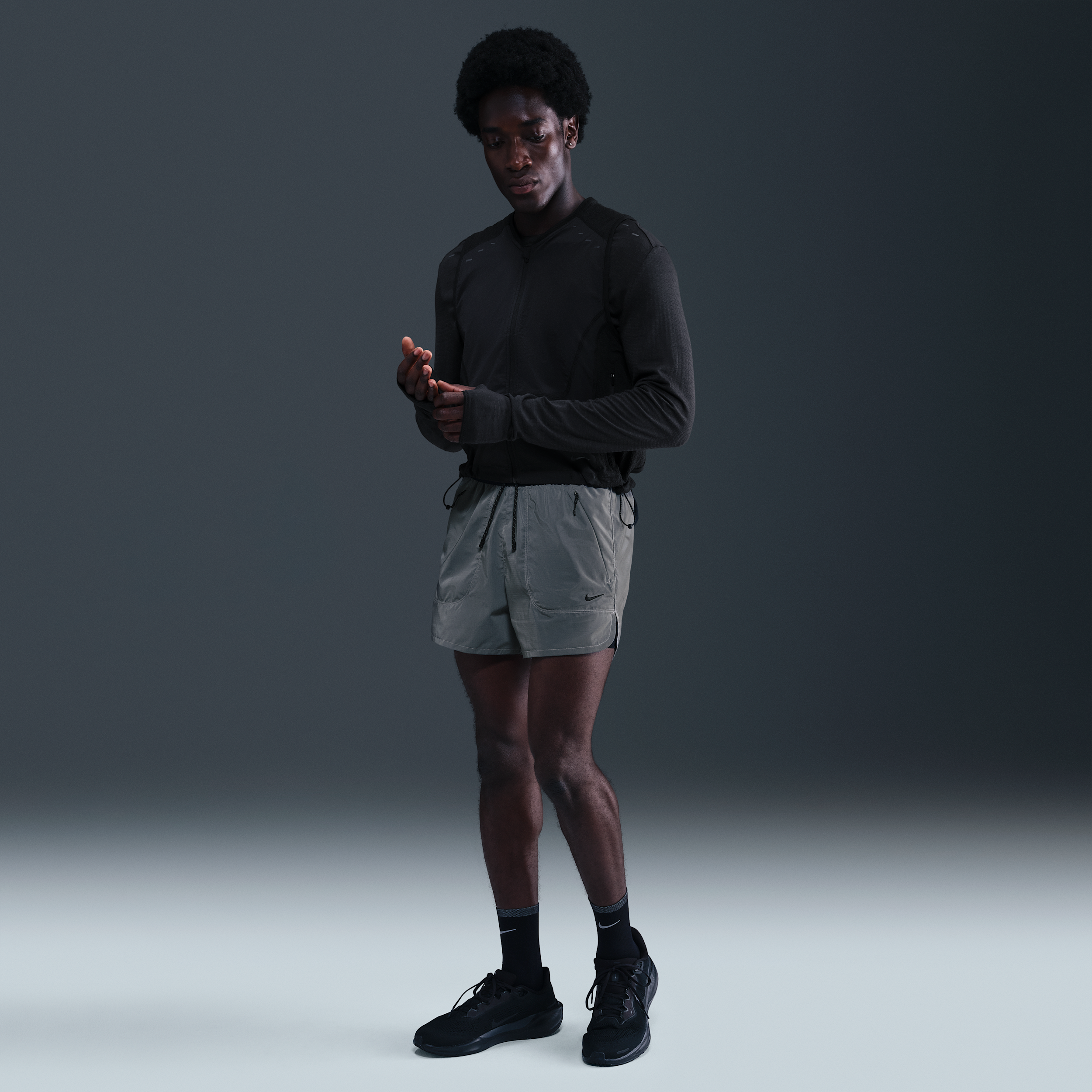 Nike 2-in-1 hardloopshorts met reflecterend design voor heren (10 cm) - Zwart