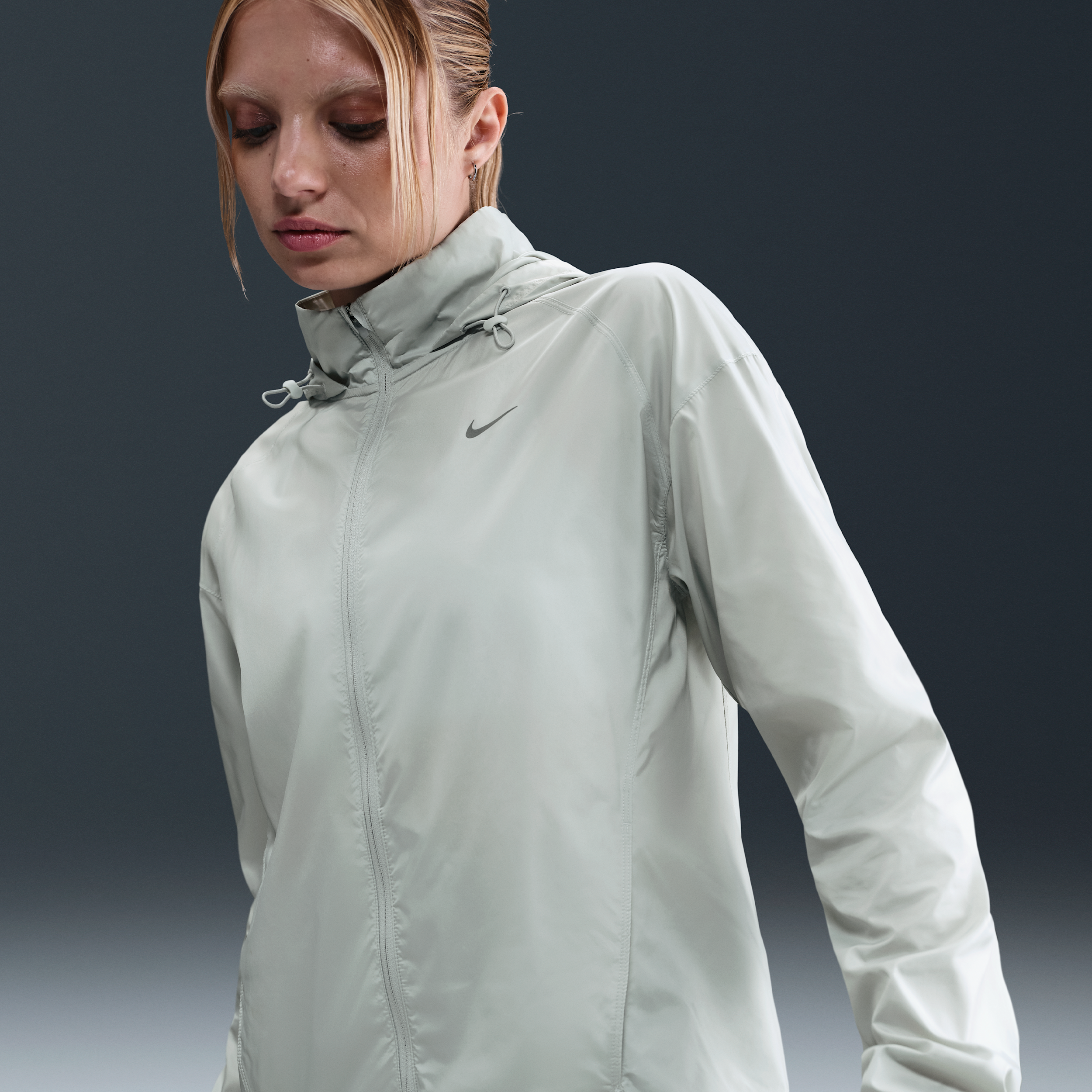Nike Tempo Repel hardloopjack voor dames - Grijs