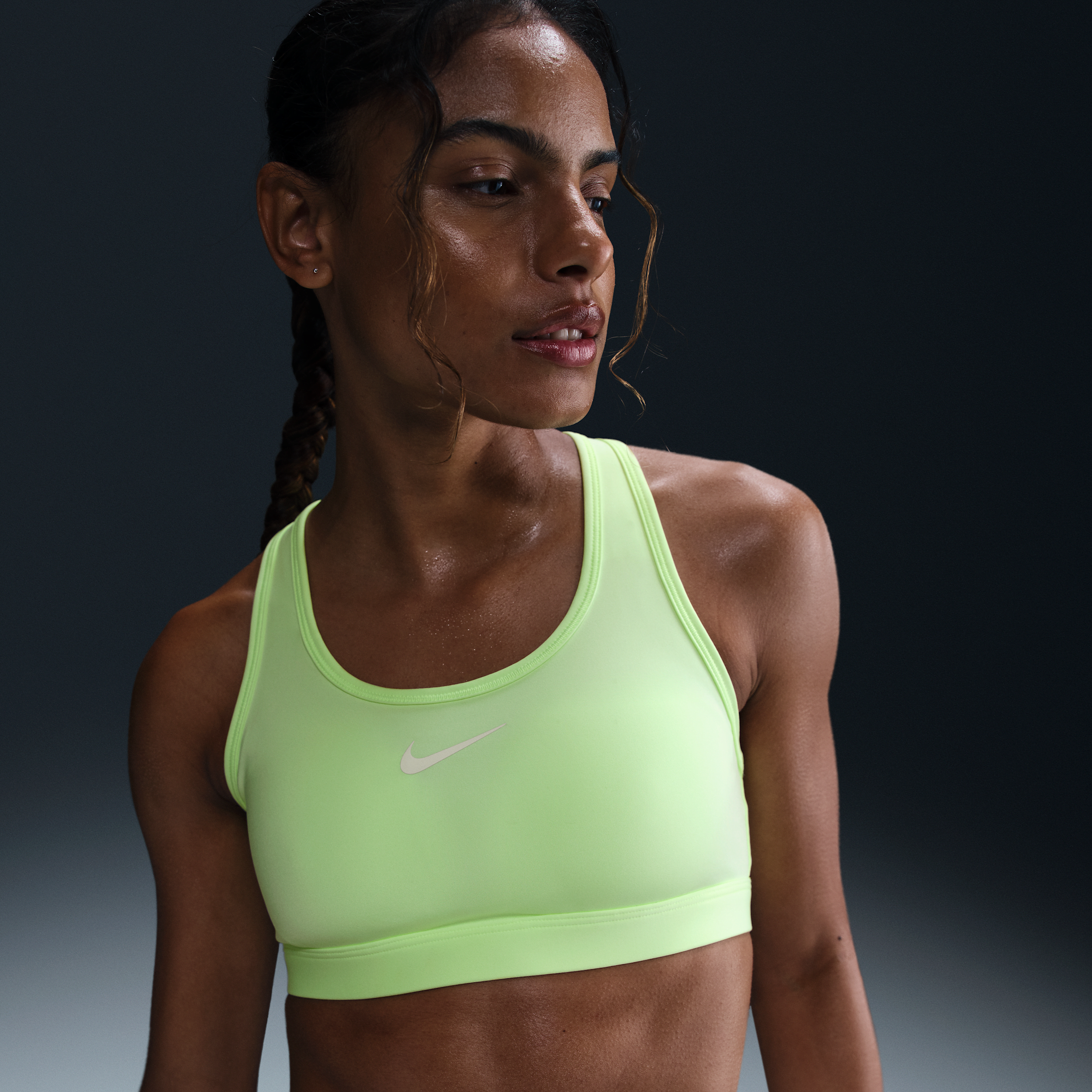 Nike Swoosh Medium Support padded sport-bh - Geel