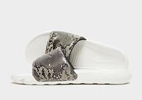 Nike Victori One Slipper met print voor dames - Desert Sand/Summit White/Black - Dames