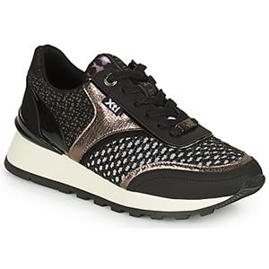 Lage Sneakers XTI -