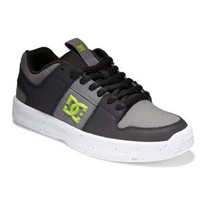 DC Shoes Sneakers
