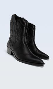 Stradivarius Schwarze Stiefeletten Im Cowboylook Schwarz 36