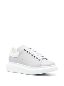 Alexander McQueen Oversized sneakers - Grijs