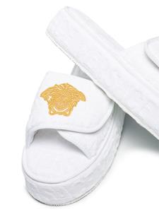 Versace Medusa Head slippers met plateauzool - Wit
