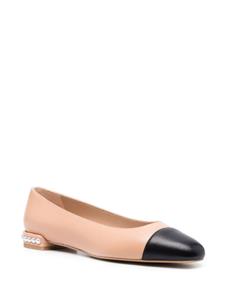 Stuart Weitzman Pearl contrasting-toecap ballerina shoes - Roze