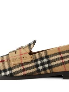 Burberry Loafers met ronde neus - Beige