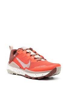 Nike Wild Horse 8 sneakers met gespikkelde zool - Oranje