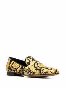 Versace Loafers met barokprint - Geel