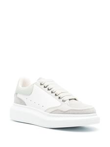 Alexander McQueen Larry panelled leather sneakers - Wit
