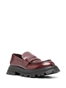 Alexander McQueen ridged-sole leather loafers - Rood