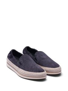 Prada Loafers met raffia detail - Blauw