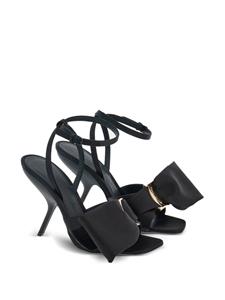 Ferragamo Sandalen met asymmetrische strik - Zwart