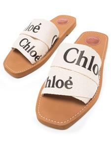 Chloé Woody sandalen met logoprint - Beige