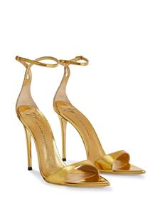 Giuseppe Zanotti Intriigo sandalen met bandje - Goud