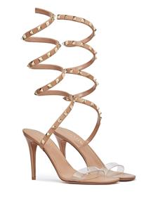 Valentino Sandalen verfraaid met rockstud - Beige