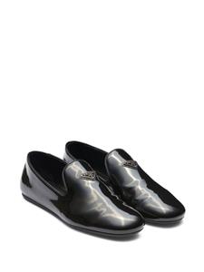 Prada Triangle-logo patent-finish loafers - Zwart