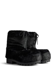 Balenciaga Alaska logo-appliqué boots - Zwart