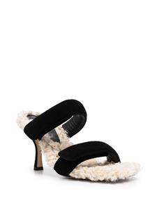 GIABORGHINI Adele sandalen met lammy detail - Zwart