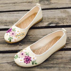 Shoesmith Vintage geborduurde damesflats bloem slip op ronde neus schoenen loafers ballerina
