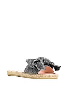 Manebi Hamptons slippers met strik - Zilver