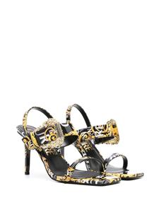 Versace Jeans Couture Sandalen met barokprint - Zwart