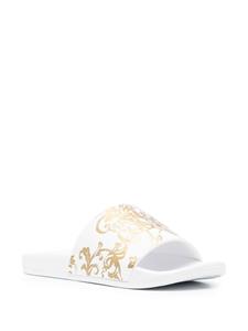 Versace Jeans Couture Slippers met 'Barocco' print - Wit