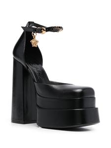 Versace Pumps met Medusa plakkaat - Zwart