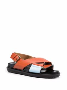 Marni Fussbett sandalen met gekruiste bandjes - Oranje