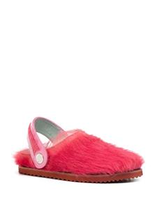 Vivienne Westwood logo-engraved fur slippers - Rood