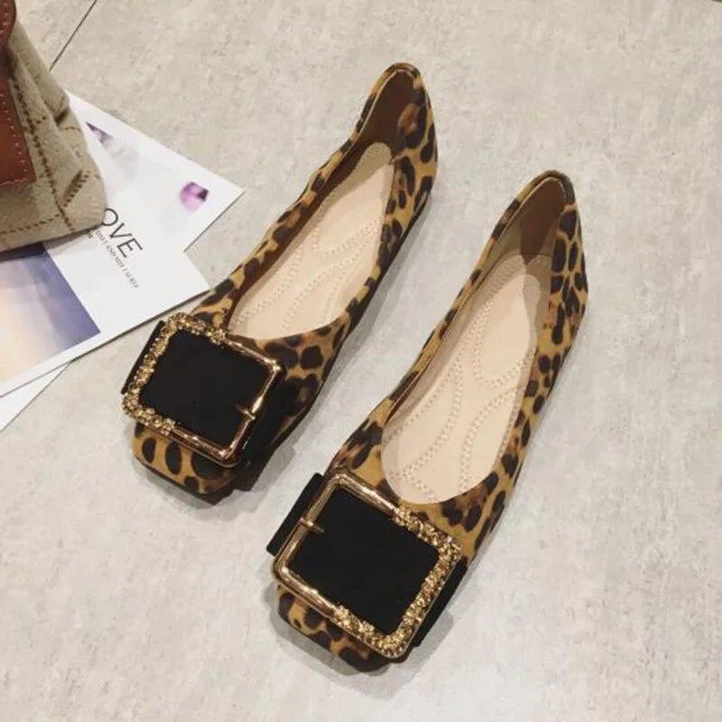 YUYAN Happy Hour Spring Summer Leopard Shoes Women Flats Elegant Ladies Single Modern Shoes Soft Plus Size 41