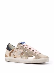 Golden Goose Super-Star sneakers met camouflageprint - Beige