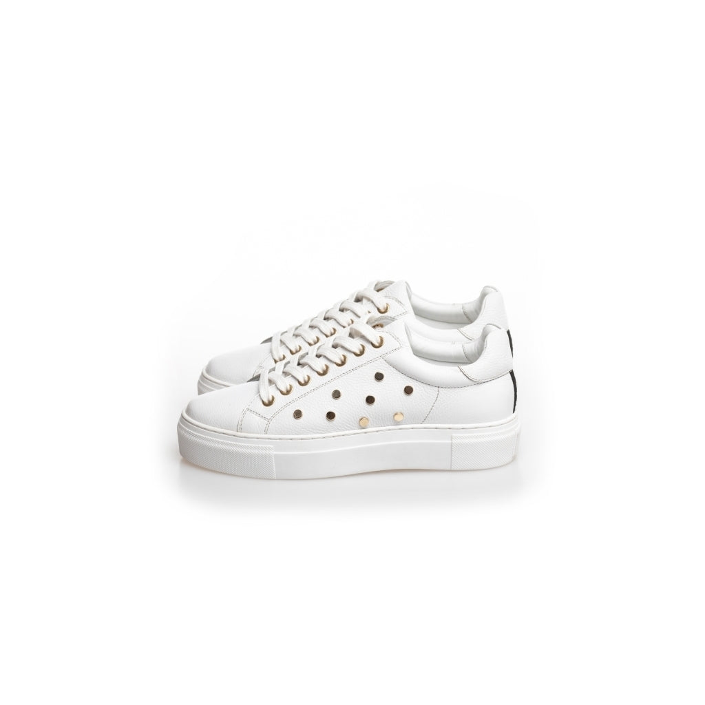 COPENHAGEN SHOES WALK WITH US STUDS - WHITE |   |  Sneakers |  Dames