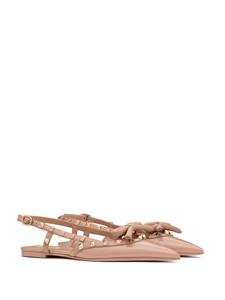 Valentino Garavani Rockstud Bow slingback ballerina shoes - Roze