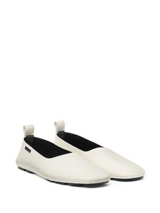 Versace Leren loafers met logoplakkaat - Wit