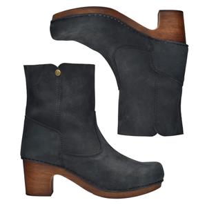 Sanita Non Wood Solo Boot Black