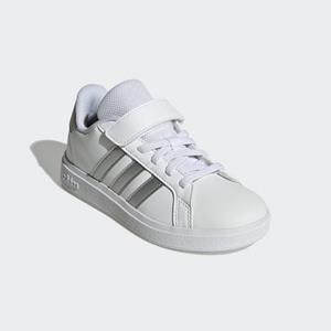 Adidas Sportswear Sneakers Design geïnspireerd op de adidas Superstar