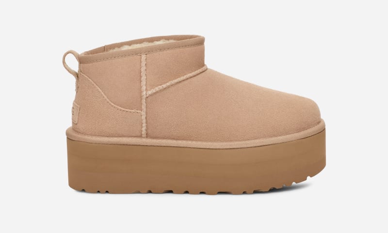 UGG Classic Ultra Mini Platform-laars voor dames  in Beige  Suede