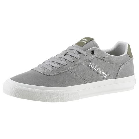 Tommy Hilfiger Sneakers TH HI VULC LOW STREET SUEDE met gepolsterde schaprand, vrijetijdsschoen, halve schoen, veterschoen